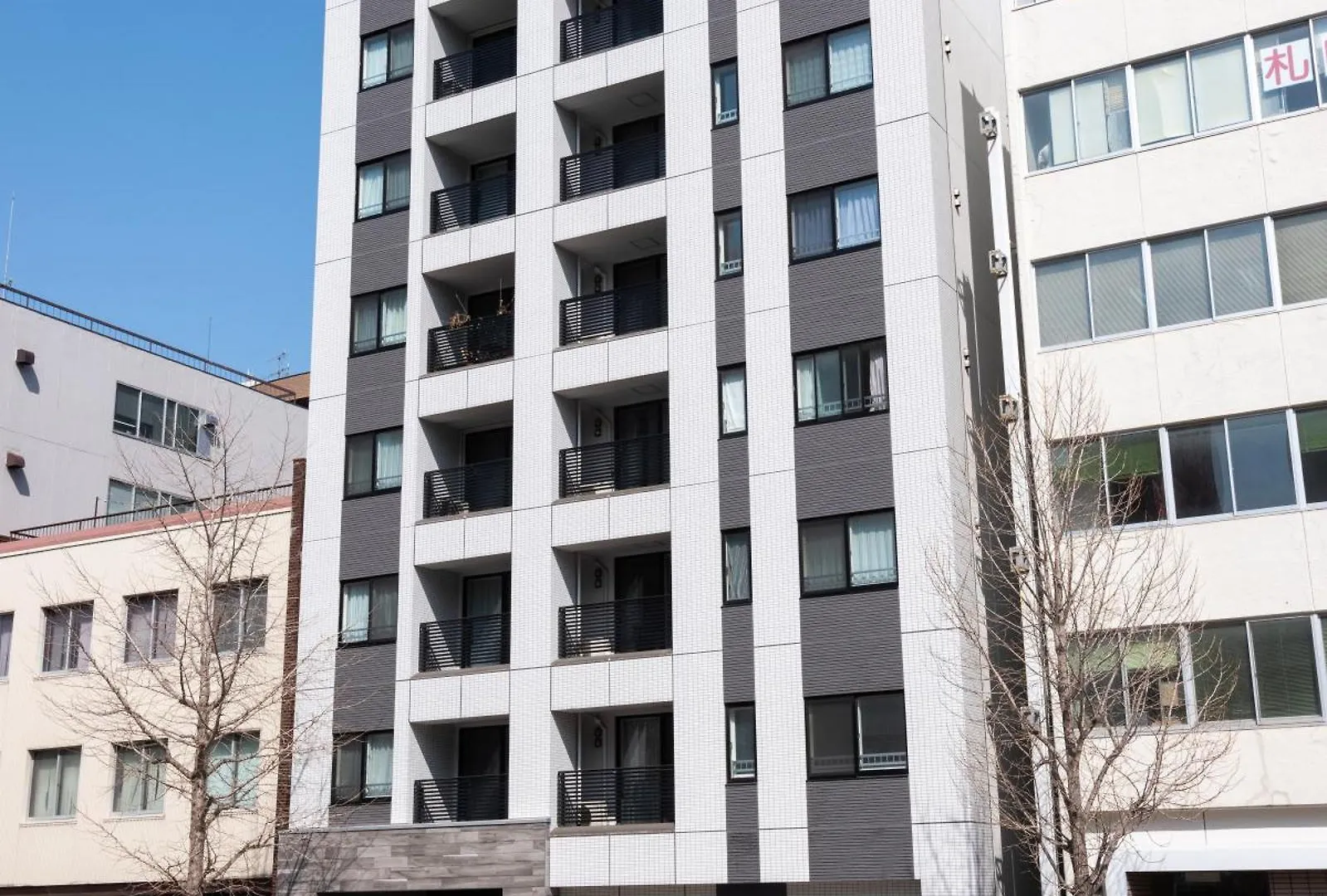 Mondomio 510 Sapporo 0*,